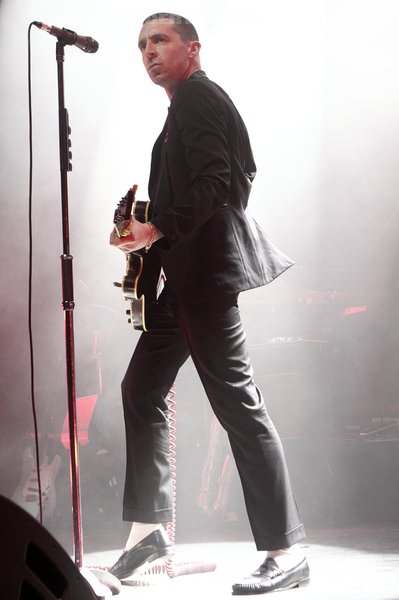 MILES KANE - 2022-04-28 - PARIS - Olympia - 